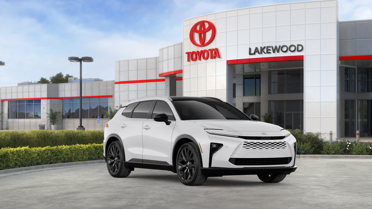 2025 Toyota Toyota Crown Signia Limited