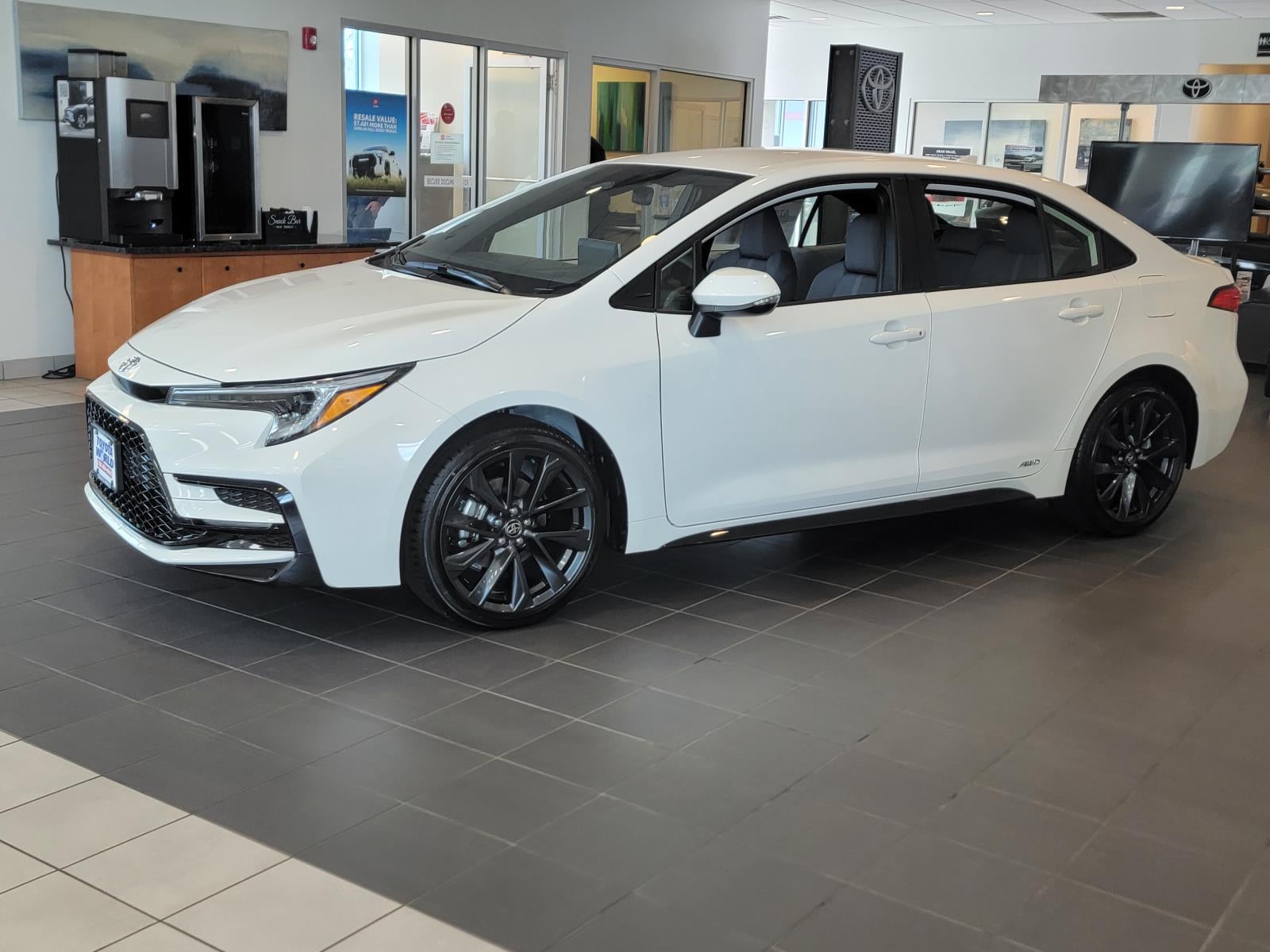 2026 Toyota Corolla Hybrid SE AWD